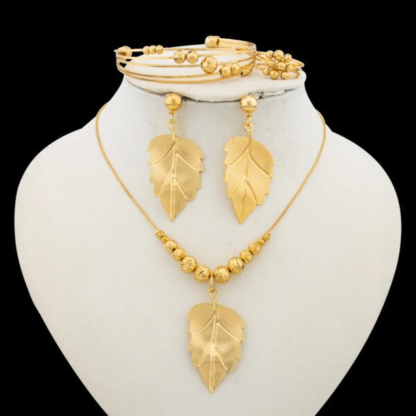 Yueming Elegant Leaf Jewelry Set