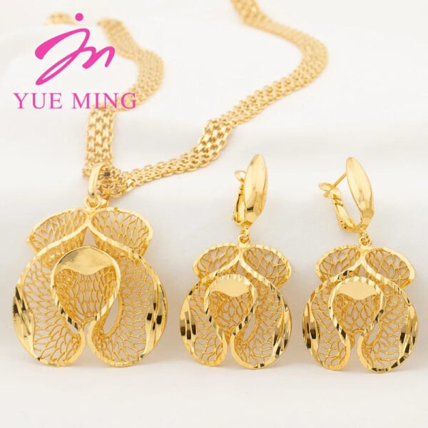 Yueming Copper Flower Jewelry Distinctive Set