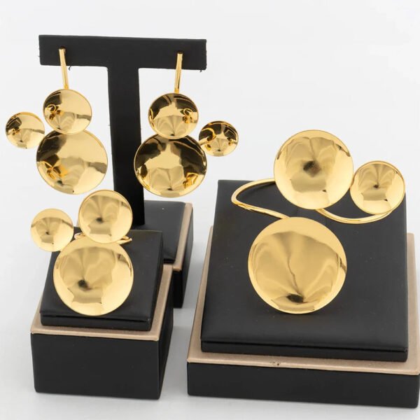 Yueming Fashion Party Jewelry Artistic Set