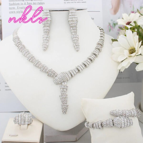 Yueming Crystal Luxury Wedding Jewelry Set