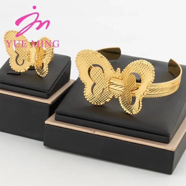 Yueming Fashionable Bridal Jewelry Set