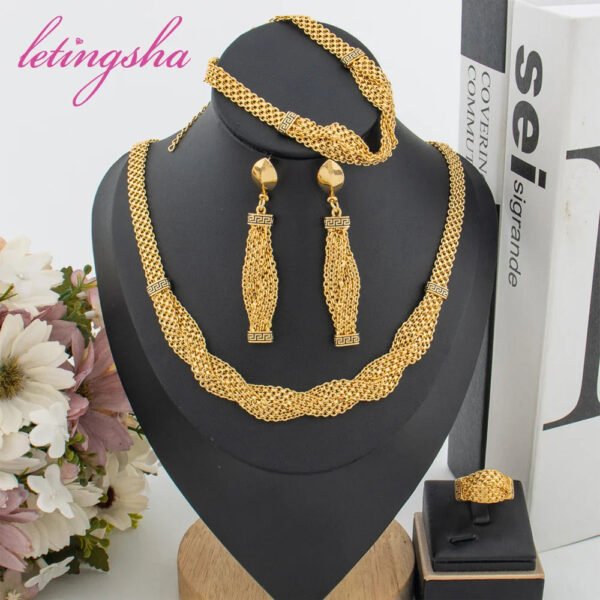 Yueming Stylish Wedding Ring Set