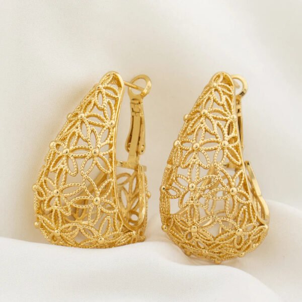 Yueming Vintage Flower Party Earrings