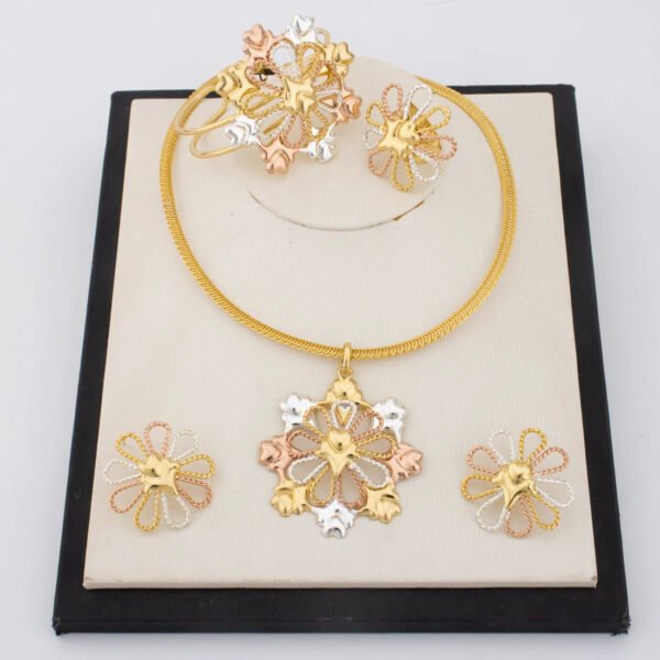 Niche Light Luxury New Design Jewelry Set Dubai Ethiopian Gold Color Big Necklace Earring Bracelet ring Wholesale