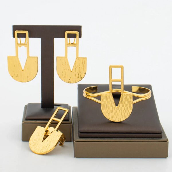 Yueming Wedding Jewelry Exquisite Set