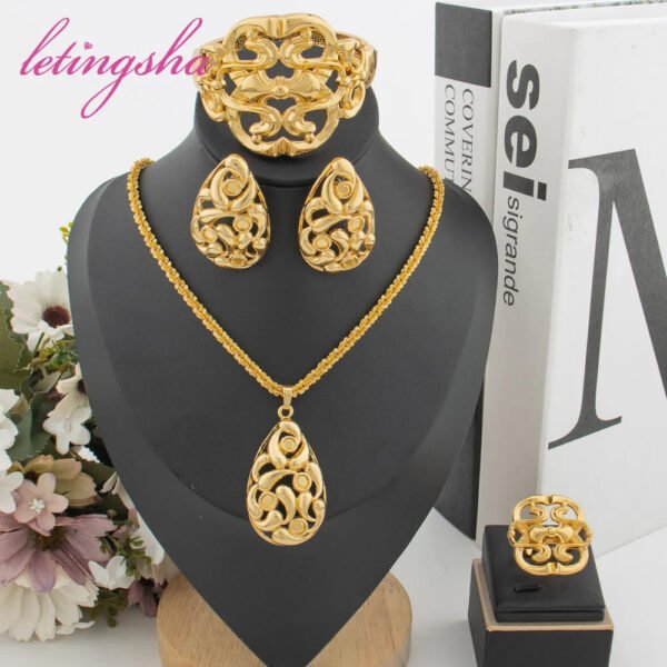 Yueming Fashion Wedding Jewelry Fine Set