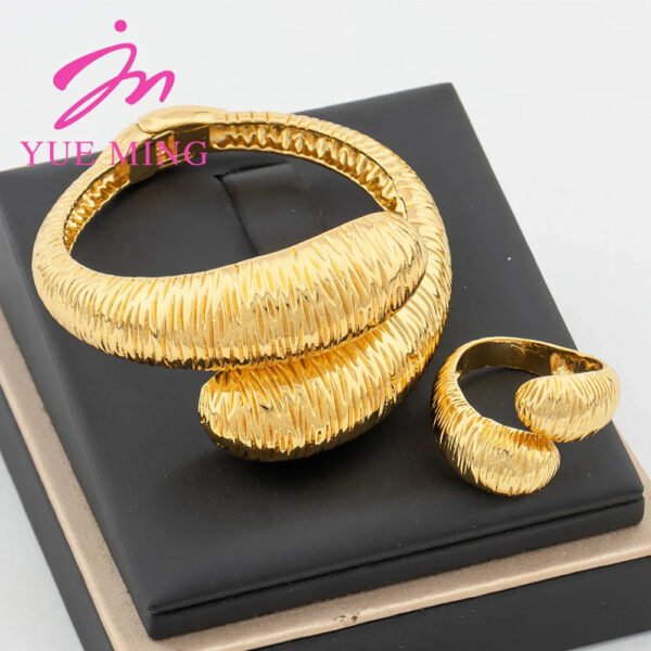 Yueming Leaf Bridal Bracelet