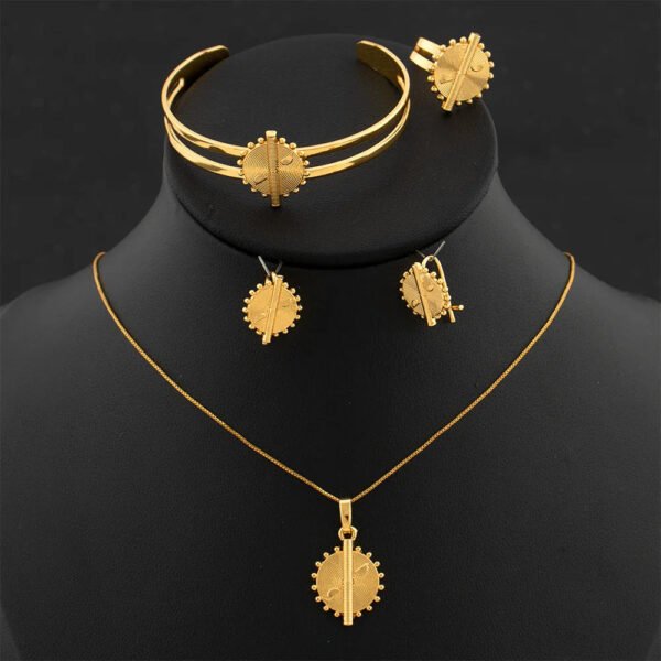 Yueming Copper Fashion Jewelry Distinctive Set
