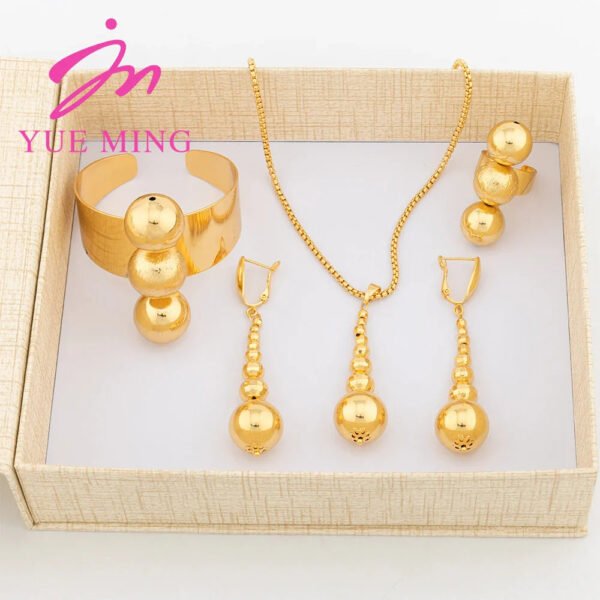 Yueming Fashion Jewelry Splendid Set